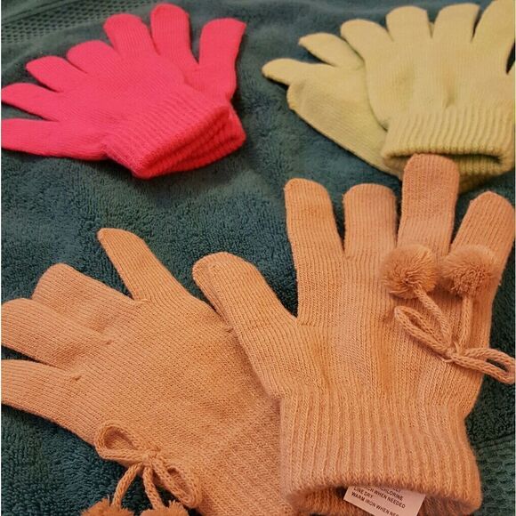 🐾🐾Warm & Cozy Washable Stretch Gloves🐾🐾 - Picture 1 of 2